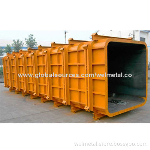 Prefabricated tunnel sliding steel formwork